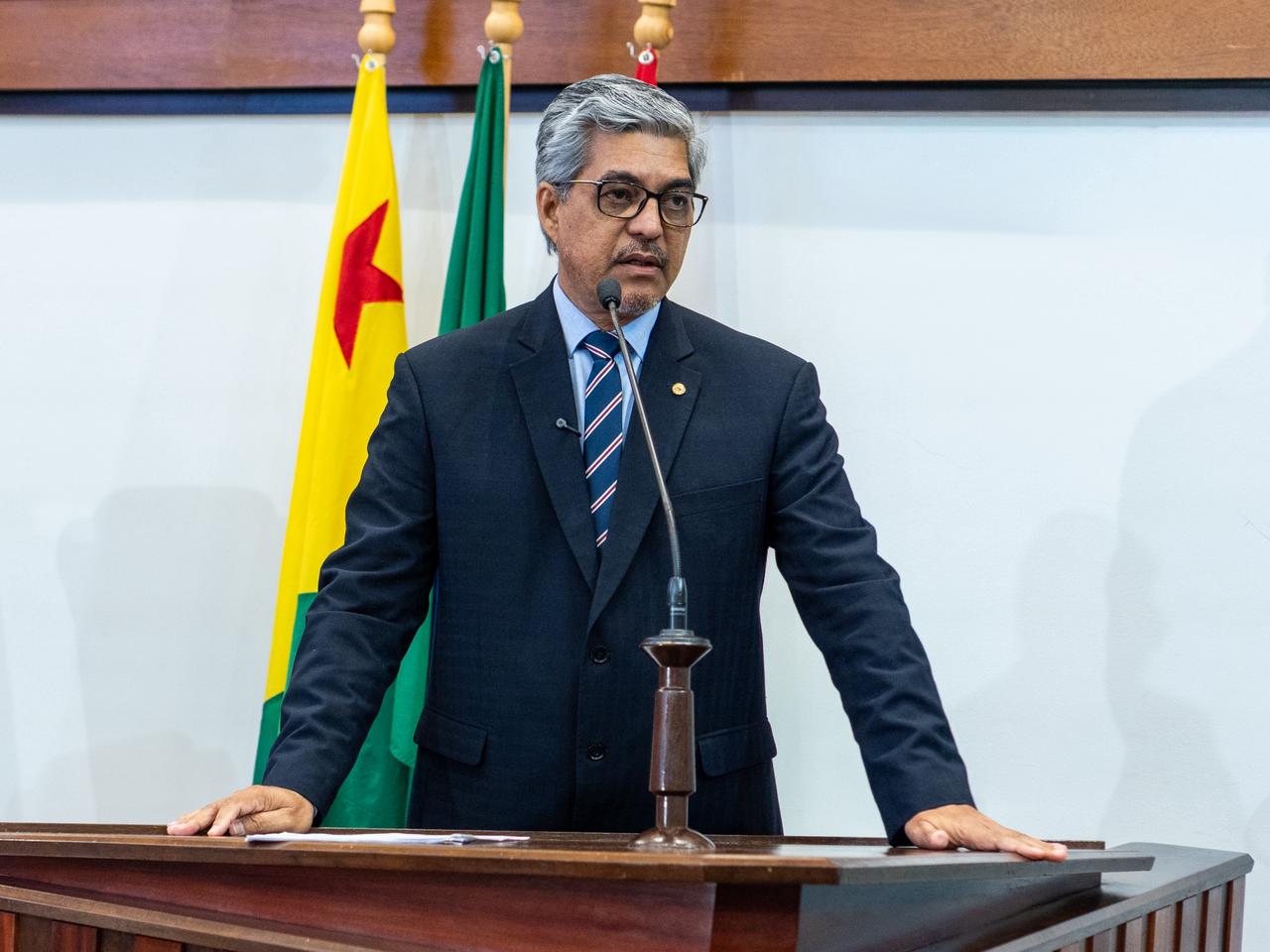 Edvaldo cobra convocação de aprovados da Sefaz e nova análise do TCE no Acre