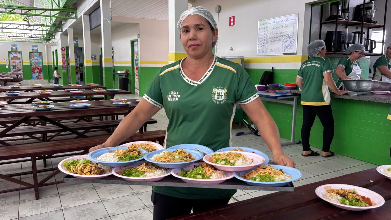 Salatiel Magalhães destaca merenda escolar em escola de Rodrigues Alves