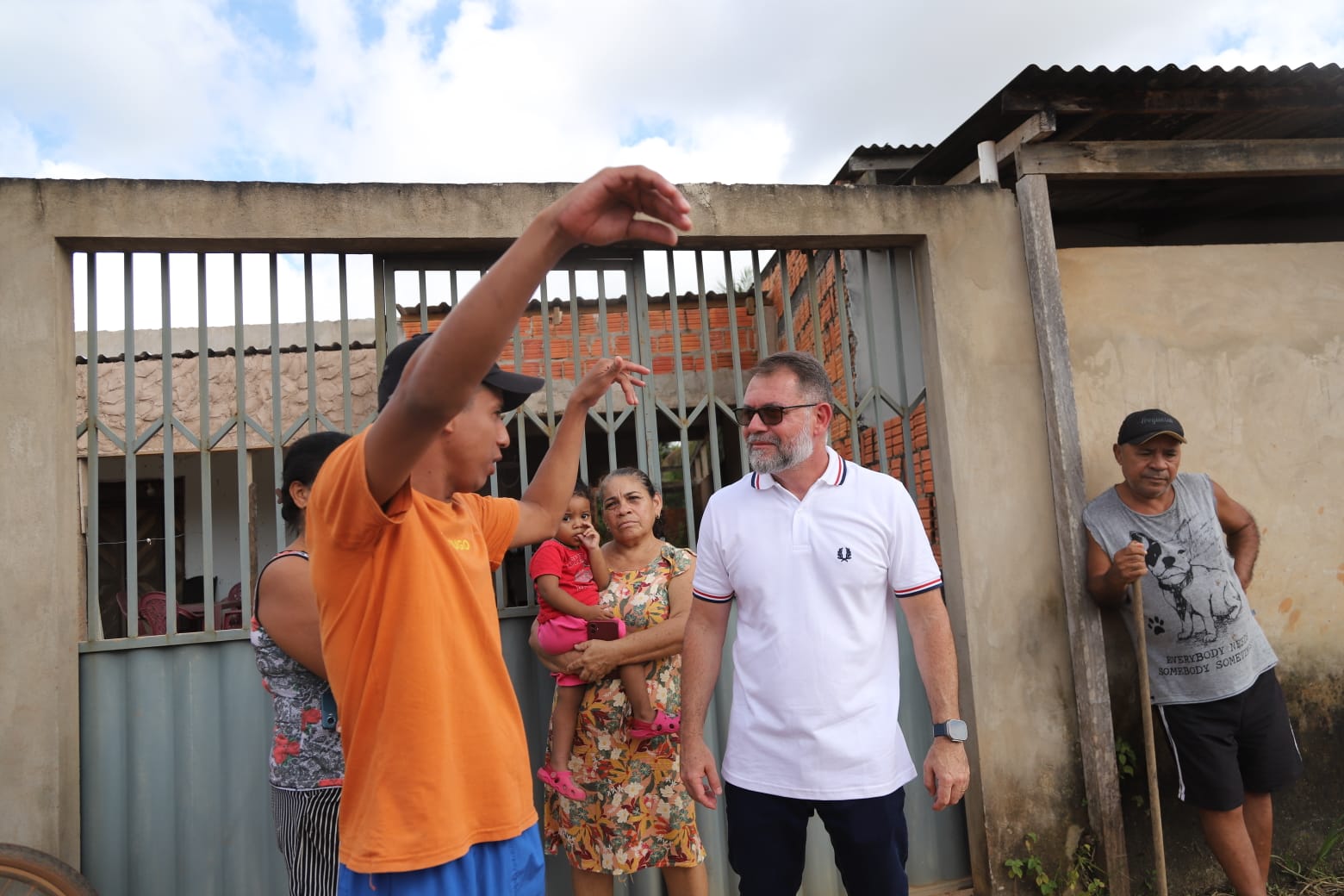Prefeito Alysson Bestene vai ao Ramal Menino Jesus e inicia levantamento para obras que atendem 400 famílias