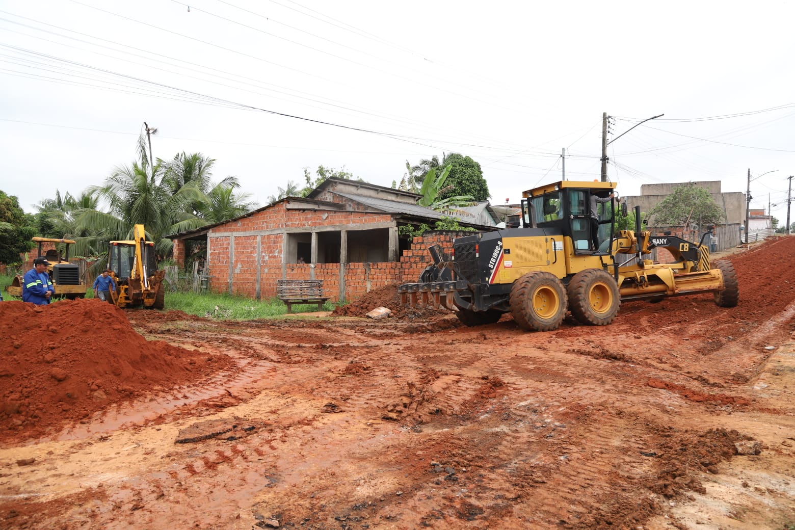 Rio Branco acelera obras no Vitória e no Chico Mendes e prepara expansão do Prefeitura nas Ruas