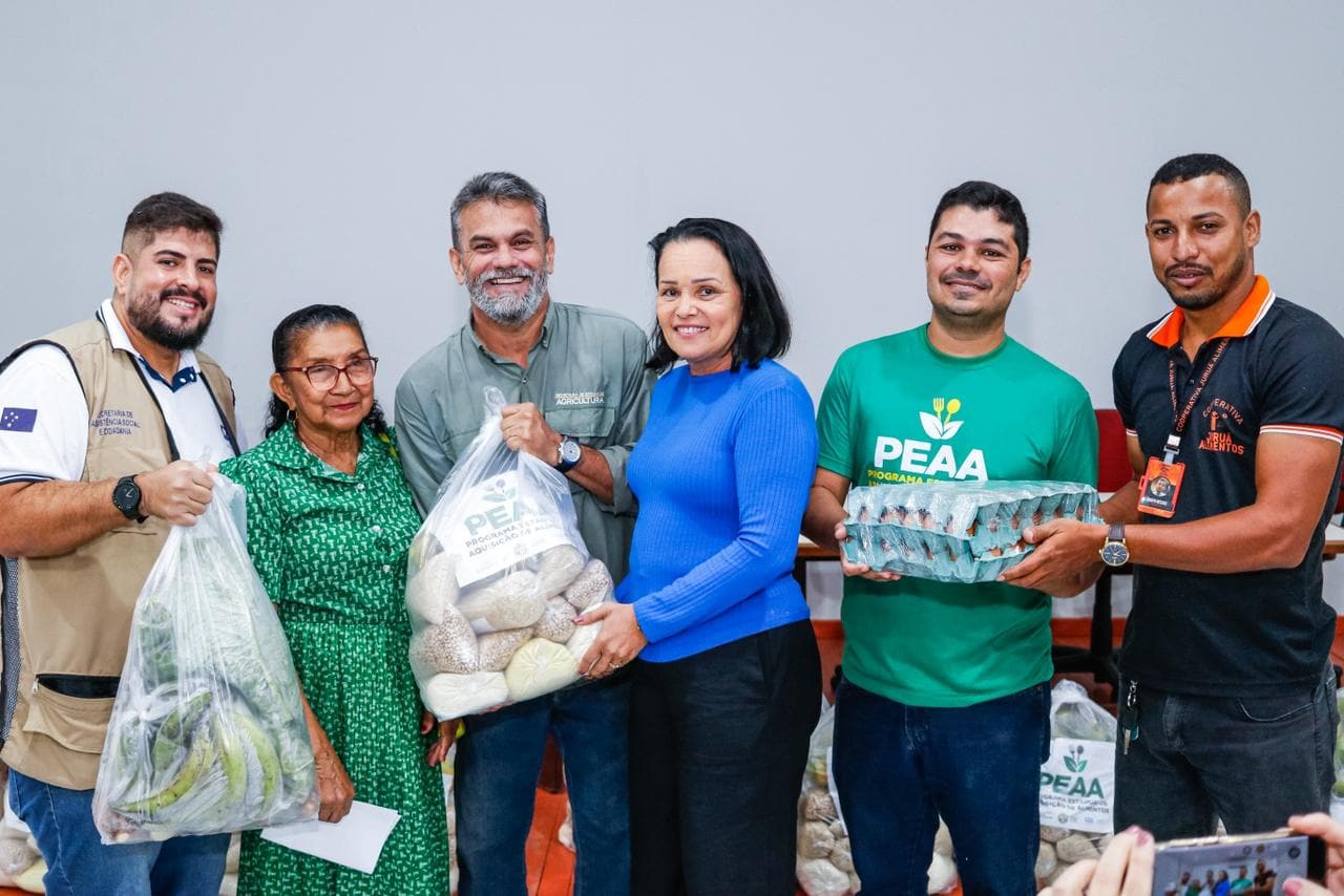 Governo do Acre entrega alimentos a 186 famílias em Cruzeiro do Sul pelo Programa de Aquisição de Alimentos