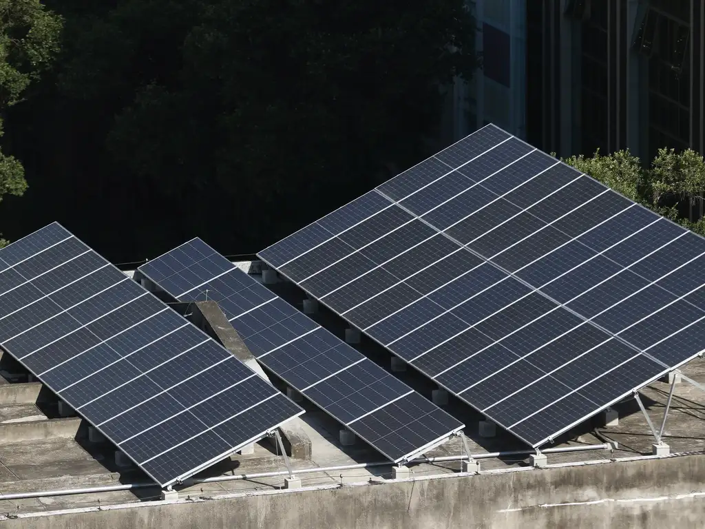 Energia solar avança no Brasil e abre espaço para economia, autonomia e novos negócios no Acre