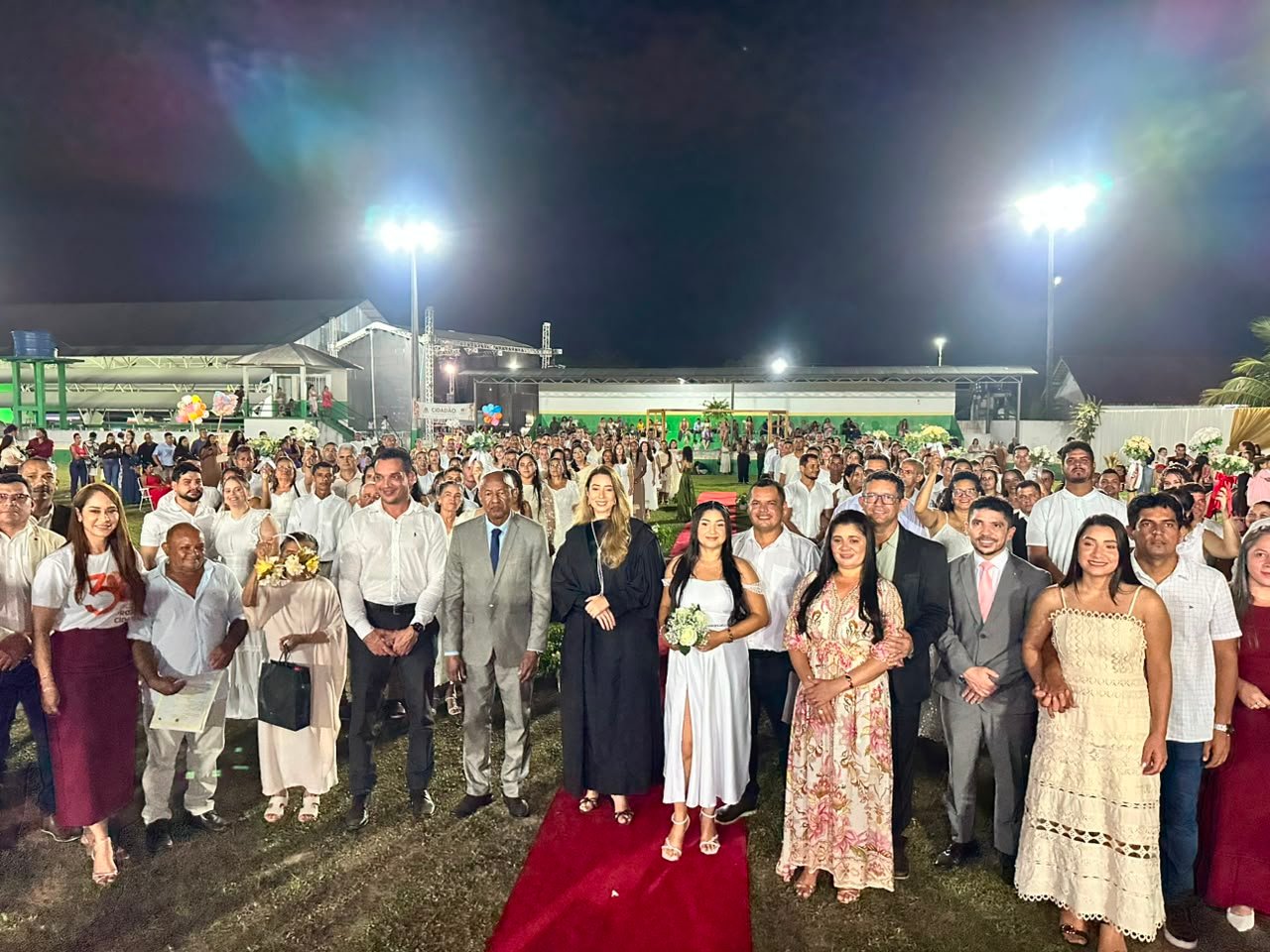 Projeto Cidadão termina em Rodrigues Alves com casamento coletivo