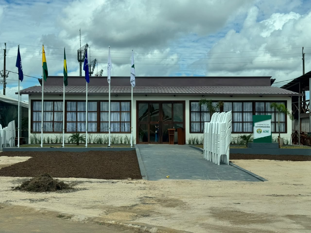 Associação que recebeu milhões por Expoacre acumula elos políticos com núcleo da governadora Mailza