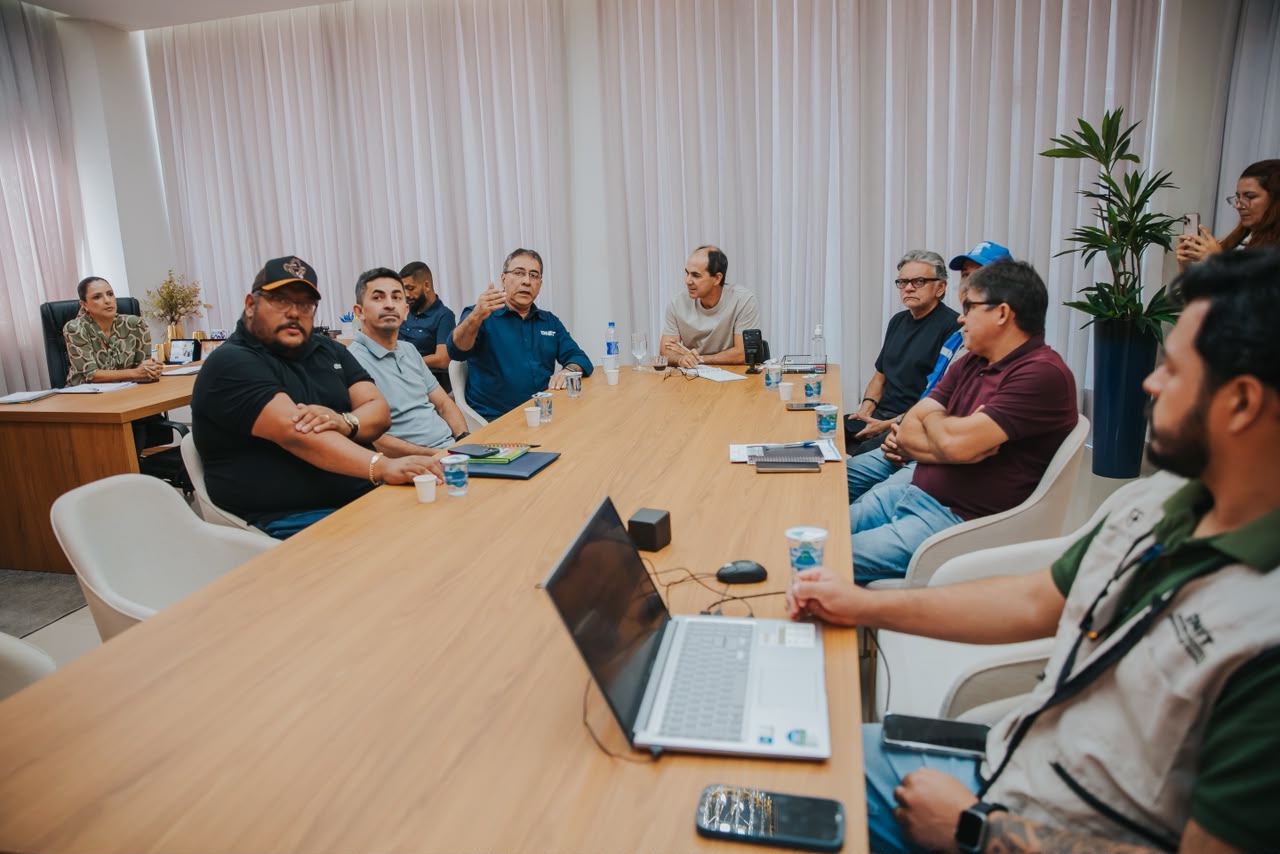 DNIT apresenta a Zequinha Lima projeto de reconstrução da BR-364