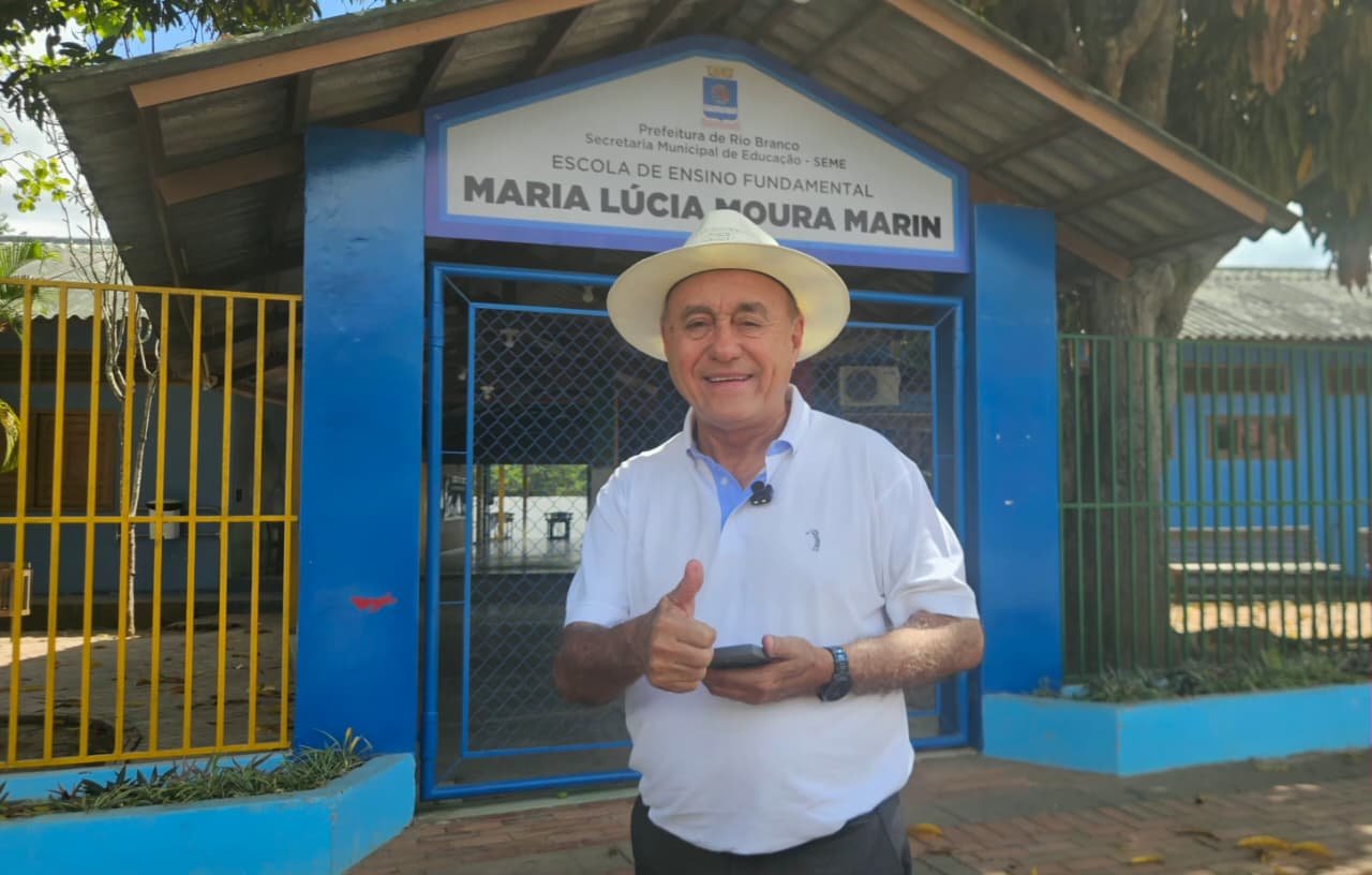 Bocalom celebra nota 6,8 de Rio Branco no Ideb e atribui avanço a investimentos na educação