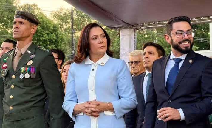 Alan Rick pede que instituto confirme em 48 horas diploma apresentado por Mailza