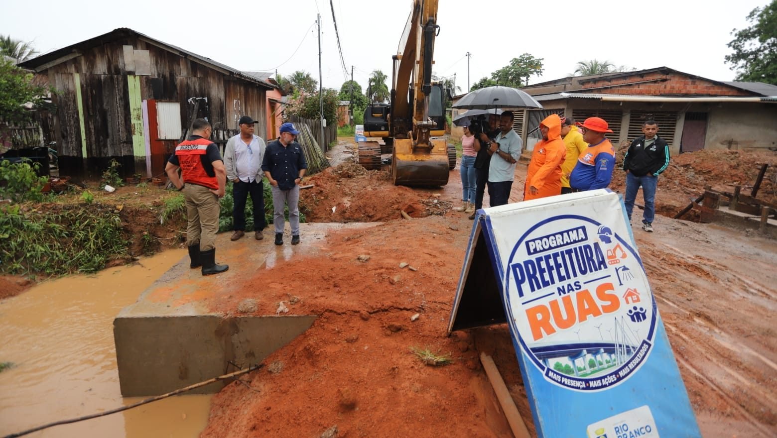 Prefeitura monitora igarapés após forte chuva em Rio Branco e registra alagamentos pontuais