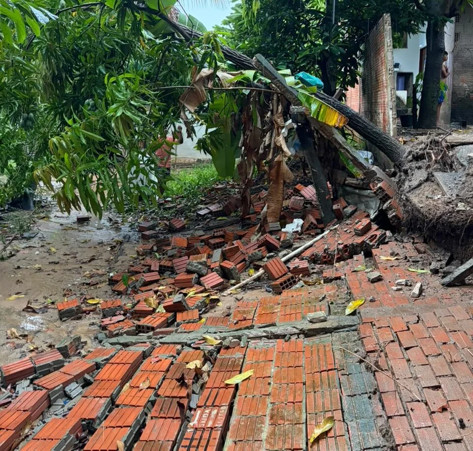 Chuva de 68 milímetros mobiliza Bombeiros para atender ocorrências em Cruzeiro do Sul